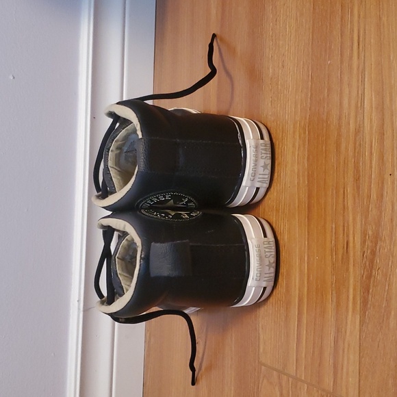 Black Leather Converse Size 5 - Picture 4 of 6